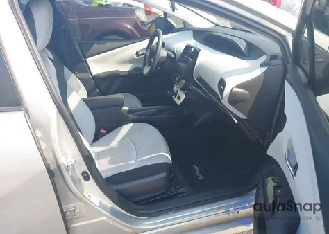 2017 Toyota Prius Two из США, поврежденный, VIN JTDKBRFU6H3549021